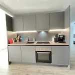 Gaestehaus Hirsch 93 *