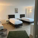 Gaestehaus Hirsch 93 Apartamento