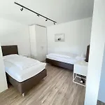 Gaestehaus Hirsch 93 * Straubenhardt