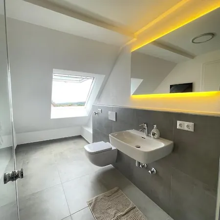 Daire Gaestehaus Hirsch 93 *