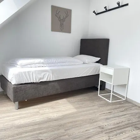 Gaestehaus Hirsch 93 Διαμέρισμα *