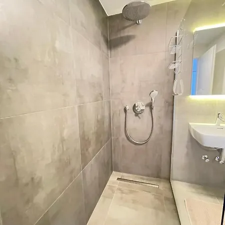 Daire Gaestehaus Hirsch 93 Straubenhardt