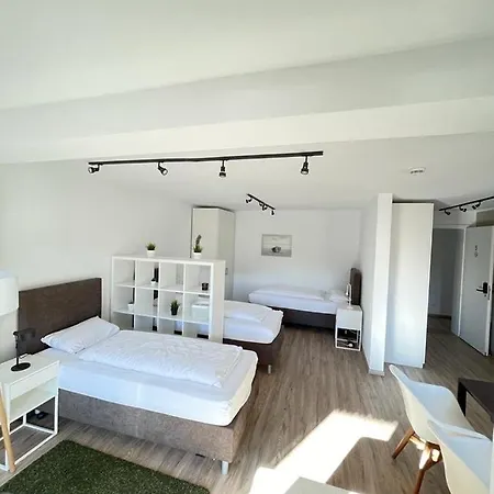 Gaestehaus Hirsch 93 Apartament