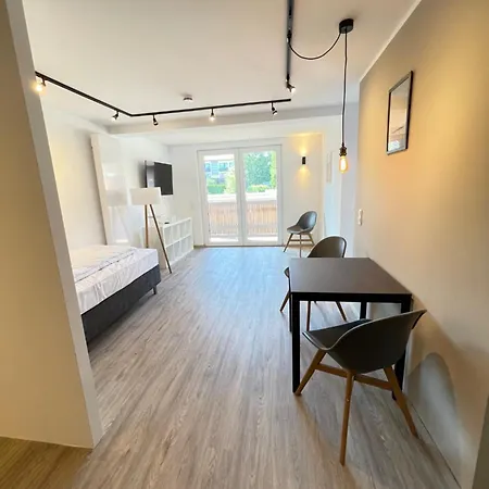 Gaestehaus Hirsch 93 Daire Straubenhardt